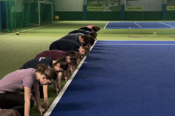 Trénink 15. 2. – skoky přes překážku, variace poskoků