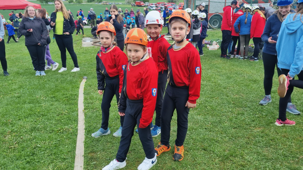 družstvo mladších